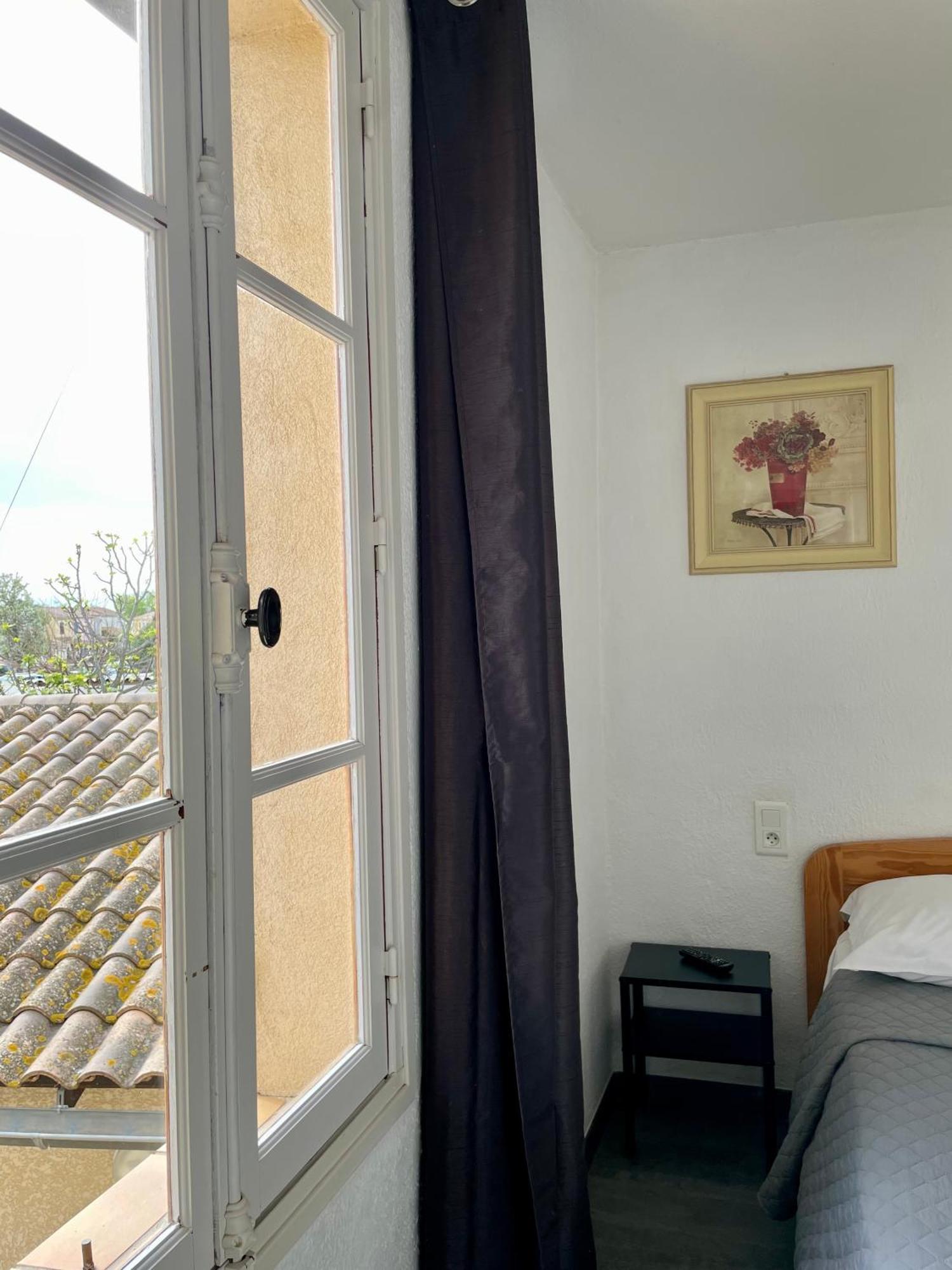 Hotel L'Escale Aigues-Mortes Εξωτερικό φωτογραφία
